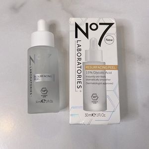 No7 Laboratories Resurfacing Peel 15% Glycolic Acid - 1 fl oz